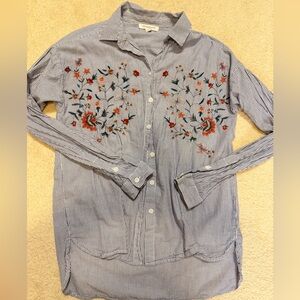 Beachlunchlounge Women Blue and White Striped Embroiled Shirt